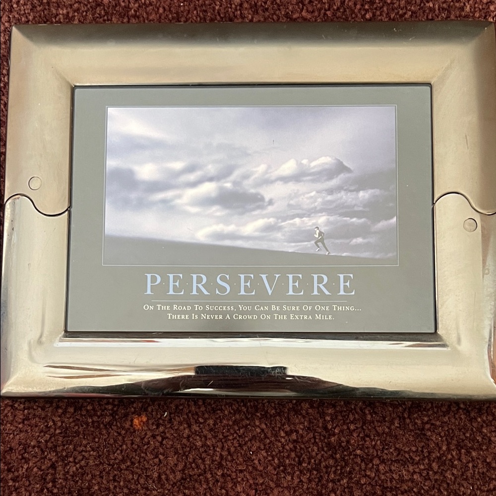Silver Photo Frame with Persevere Quote